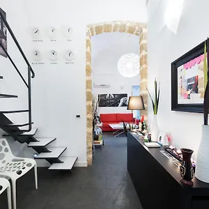 https://white.sicilyhotelsitaly.net