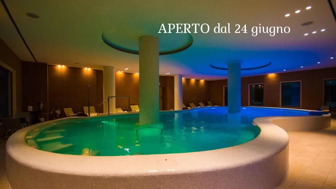 Hotel Villa Ricci & Benessere contacts