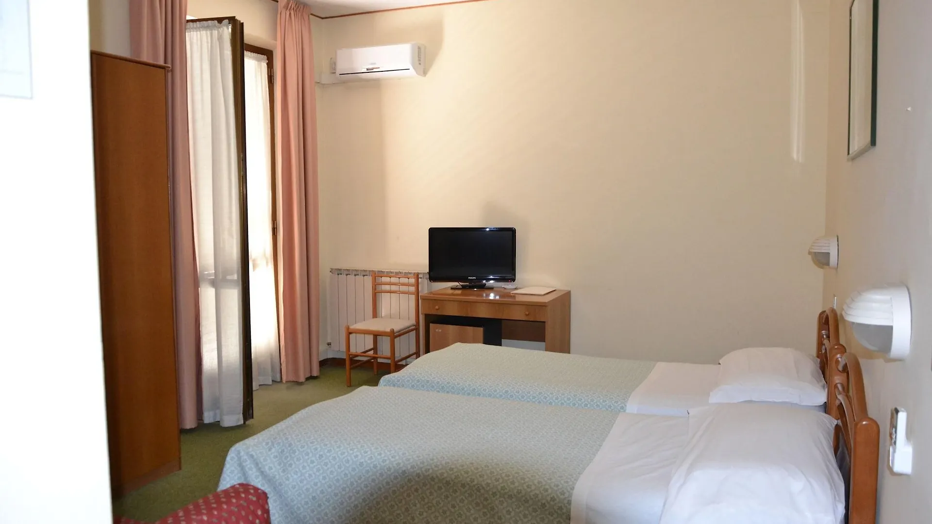 Hotel Villa Ricci & Benessere Chianciano Terme 3*,  Italy