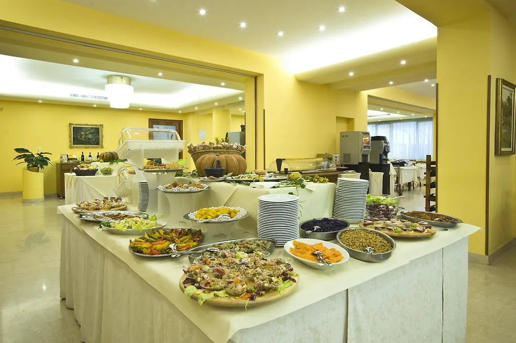 Hotel Villa Ricci & Benessere Chianciano Terme 3*,